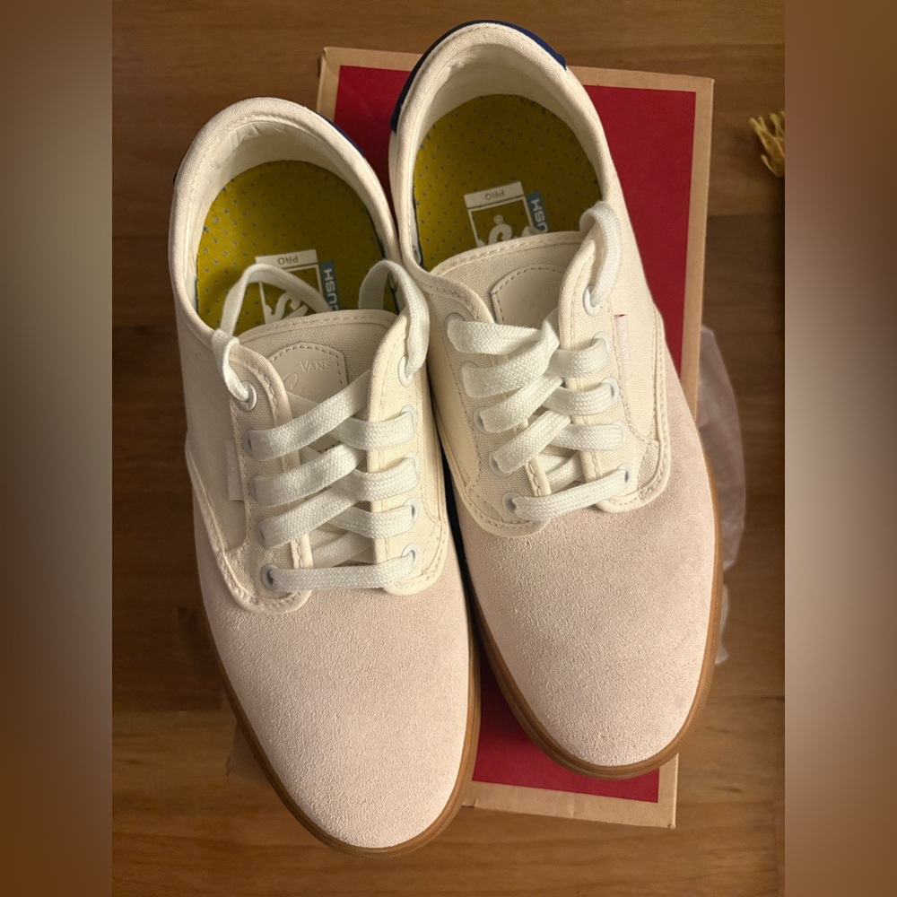NEW Vans Chima Ferguson Pro Marshmallow/Gum size 9